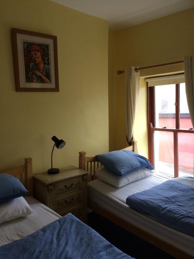 Kinlay House Hostel Cork Exteriör bild